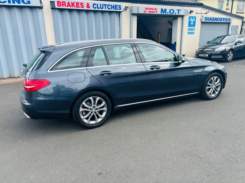 MERCEDES-BENZ C CLASS