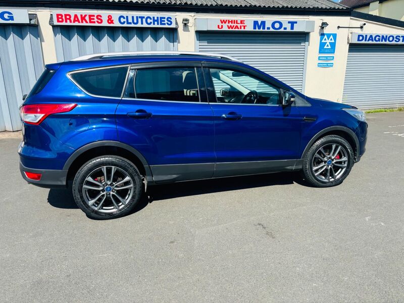 FORD KUGA
