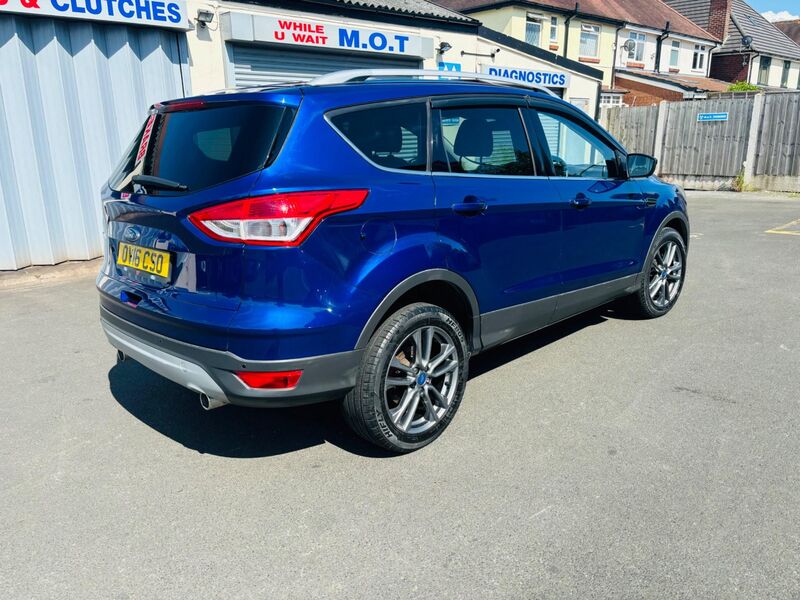 FORD KUGA