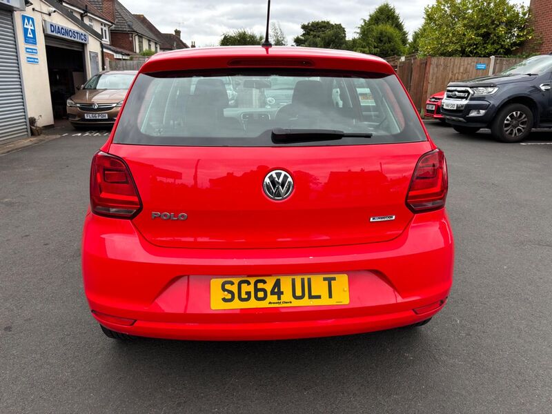 VOLKSWAGEN POLO