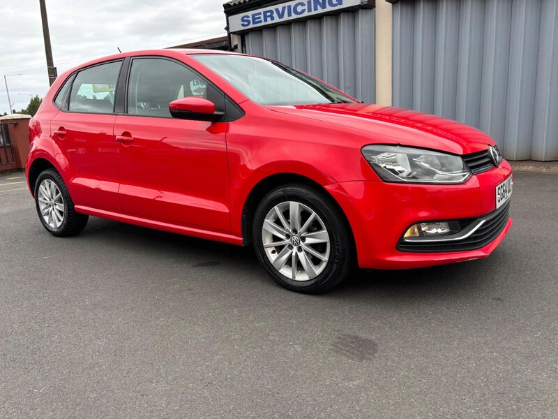 VOLKSWAGEN POLO