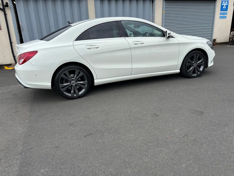 MERCEDES-BENZ CLA