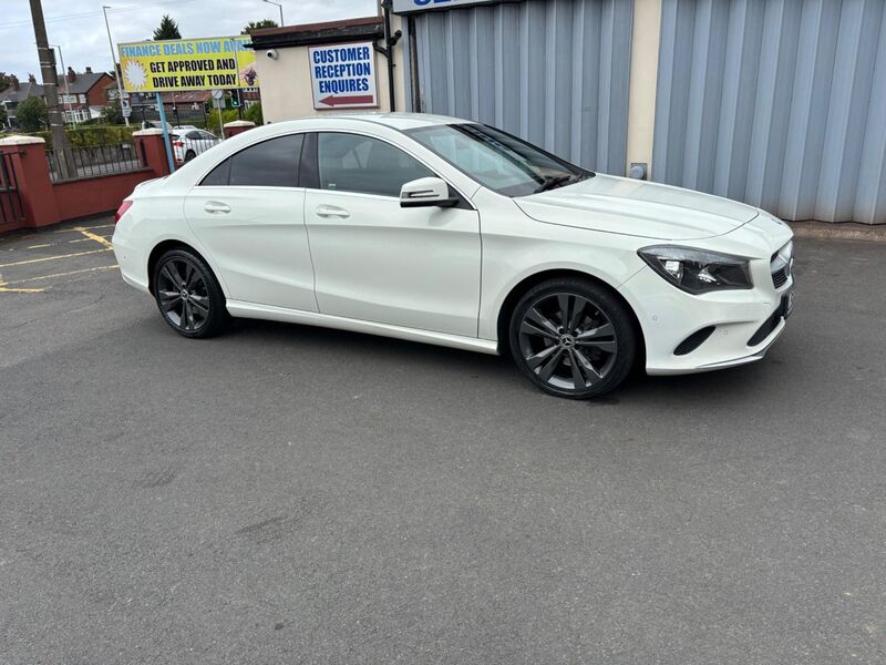 MERCEDES-BENZ CLA