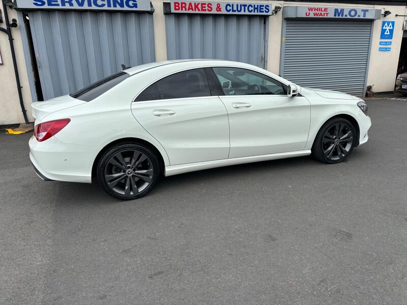 MERCEDES-BENZ CLA
