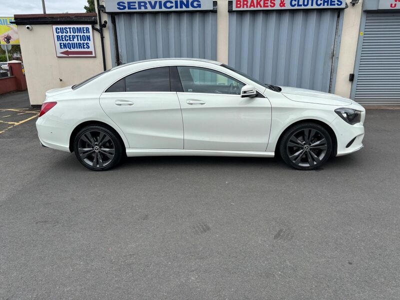 MERCEDES-BENZ CLA