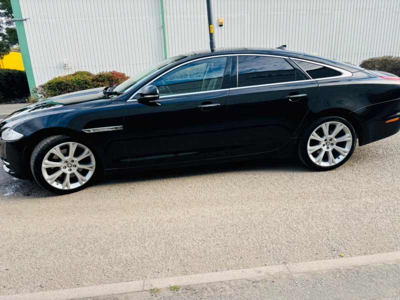 JAGUAR XJ