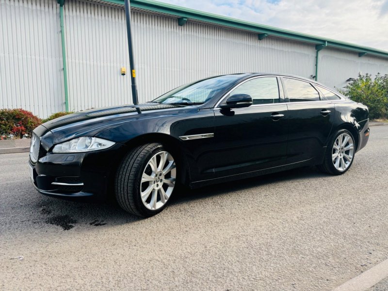 JAGUAR XJ