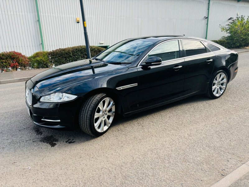 JAGUAR XJ