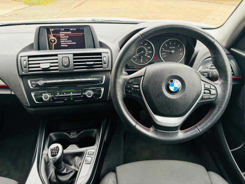 BMW 1 SERIES