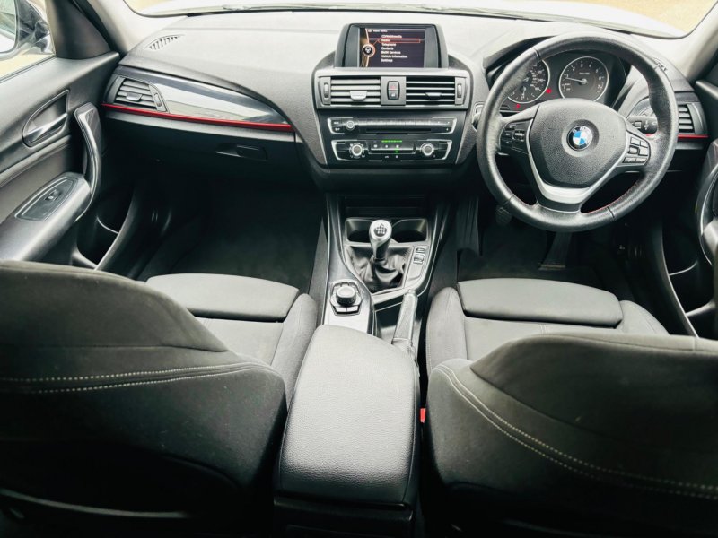 BMW 1 SERIES