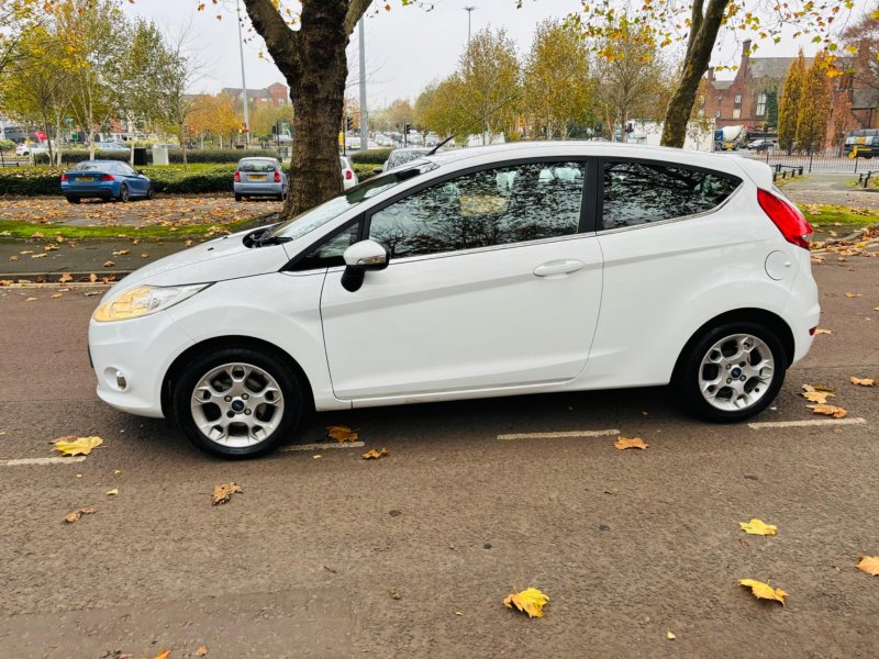FORD FIESTA