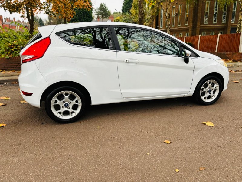FORD FIESTA