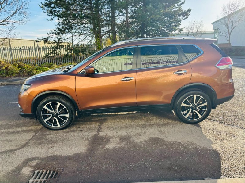 NISSAN X-TRAIL