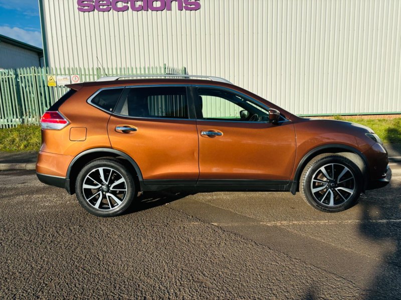 NISSAN X-TRAIL