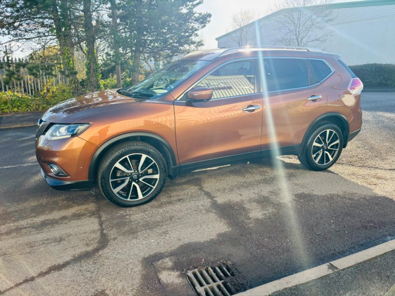 NISSAN X-TRAIL