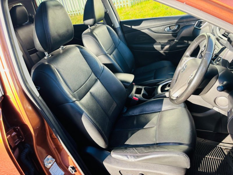 NISSAN X-TRAIL