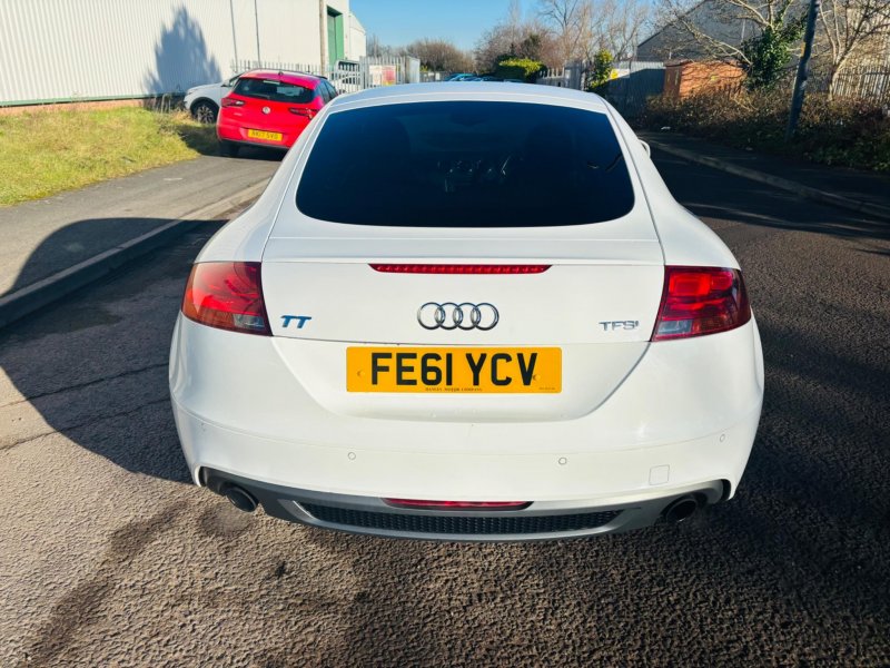 AUDI TT