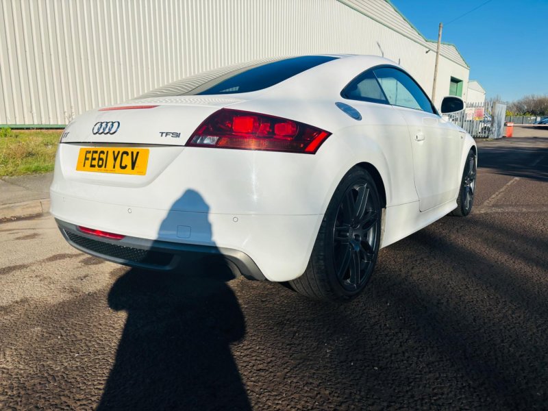 AUDI TT