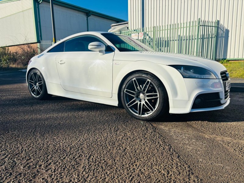 AUDI TT