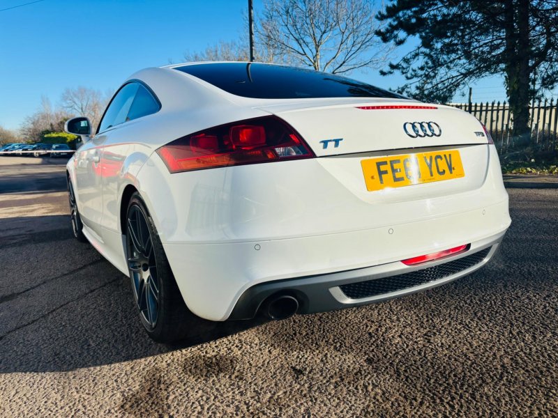 AUDI TT