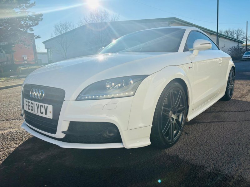 AUDI TT