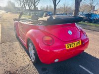VOLKSWAGEN BEETLE