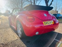 VOLKSWAGEN BEETLE