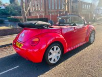 VOLKSWAGEN BEETLE