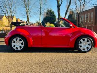 VOLKSWAGEN BEETLE