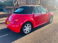 VOLKSWAGEN BEETLE