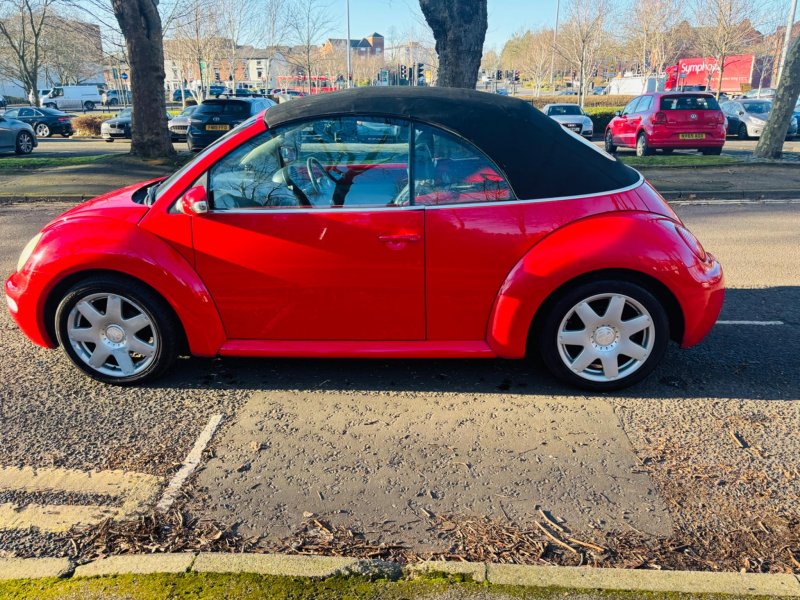VOLKSWAGEN BEETLE