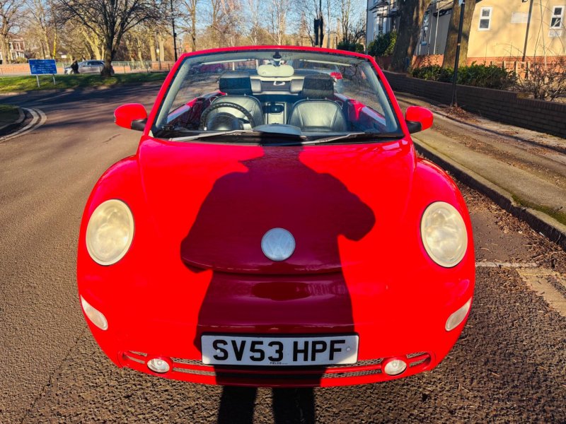VOLKSWAGEN BEETLE
