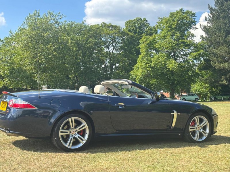 JAGUAR XK
