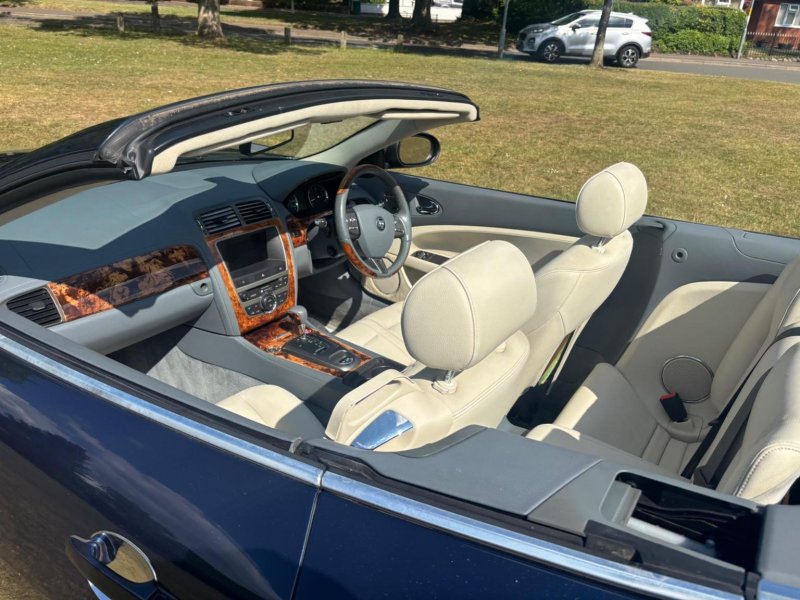 JAGUAR XK