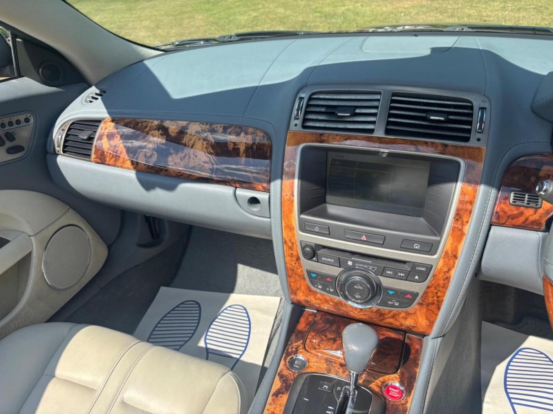 JAGUAR XK