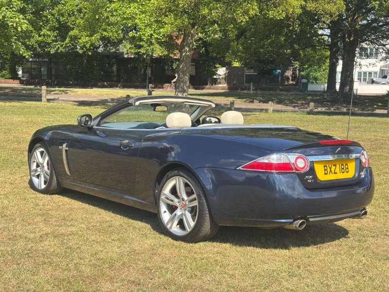 JAGUAR XK