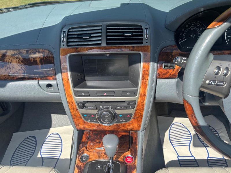 JAGUAR XK