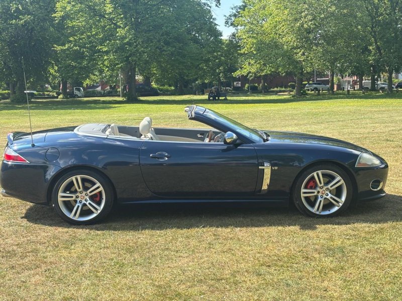 JAGUAR XK