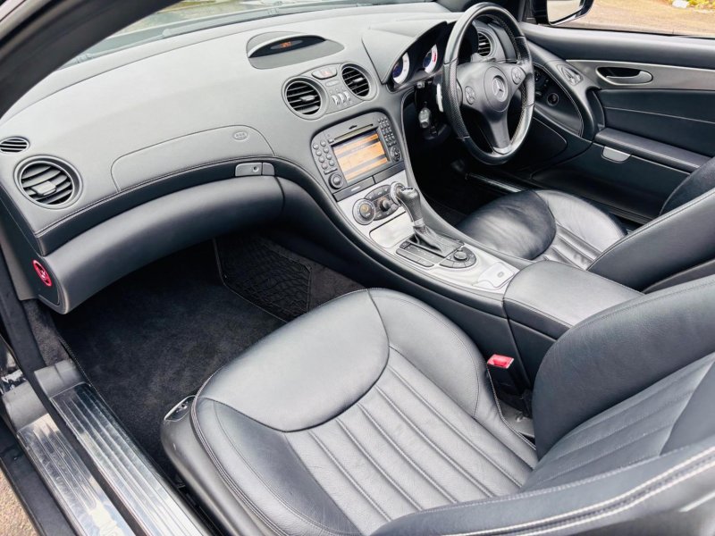MERCEDES-BENZ SL