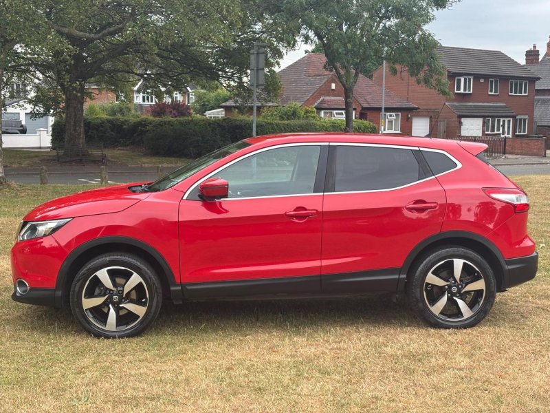NISSAN QASHQAI