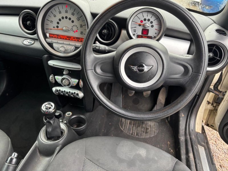 MINI CONVERTIBLE