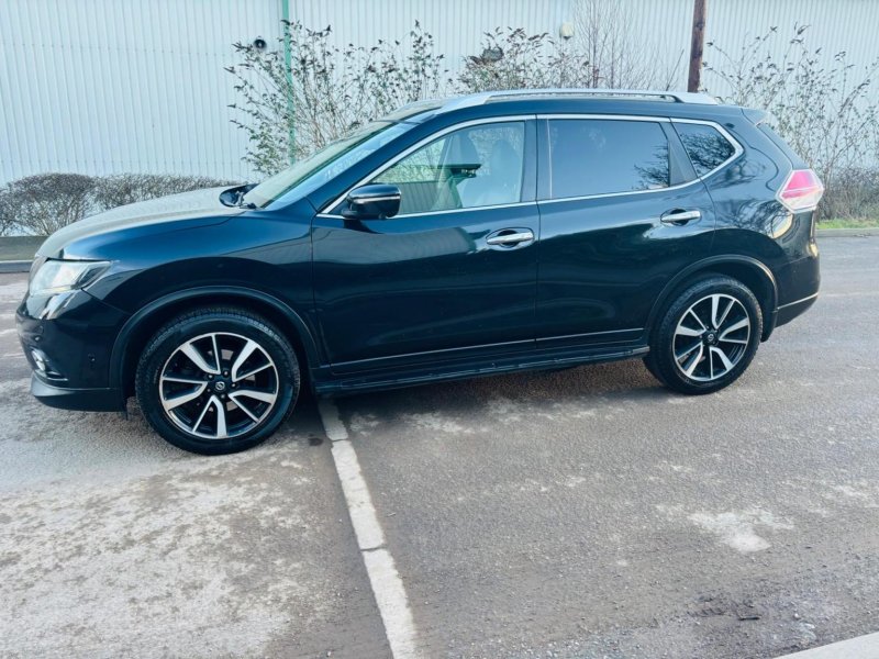 NISSAN X-TRAIL