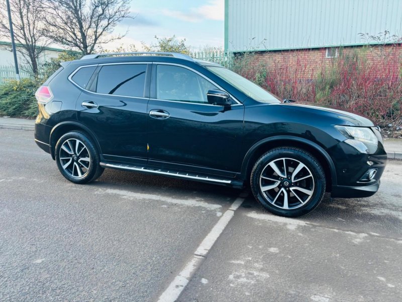 NISSAN X-TRAIL