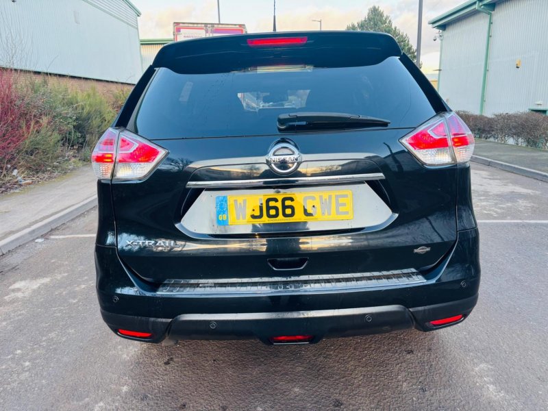 NISSAN X-TRAIL