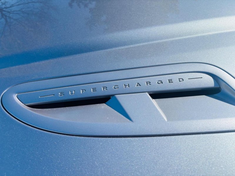 JAGUAR XKR