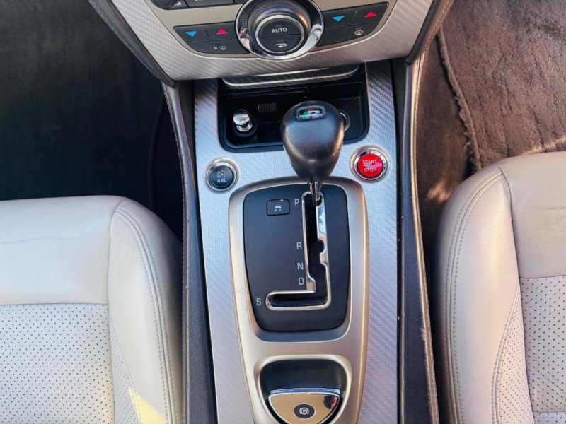 JAGUAR XKR