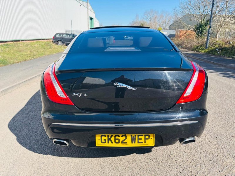 JAGUAR XJ