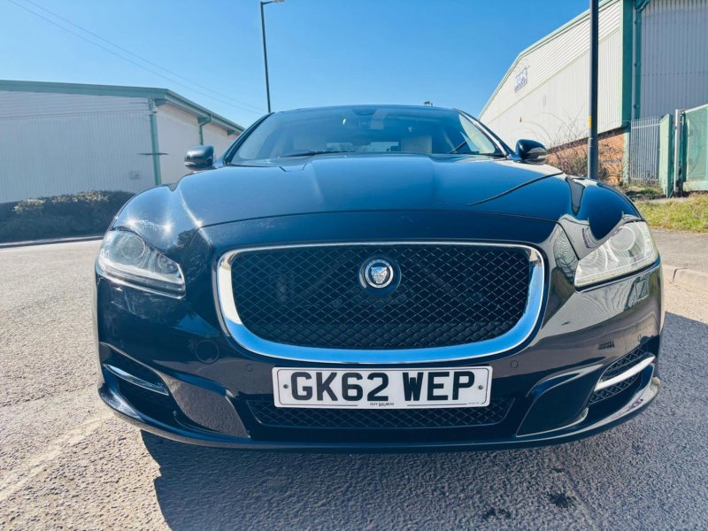 JAGUAR XJ