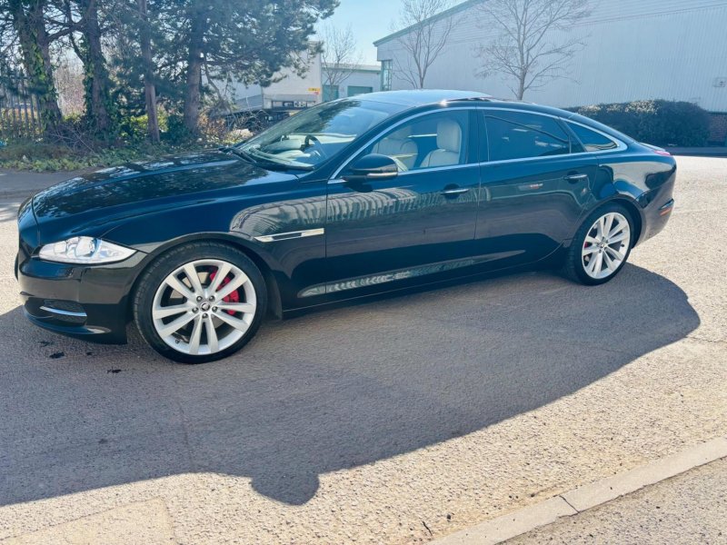 JAGUAR XJ