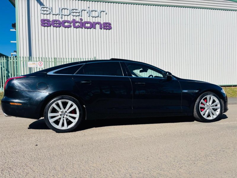 JAGUAR XJ
